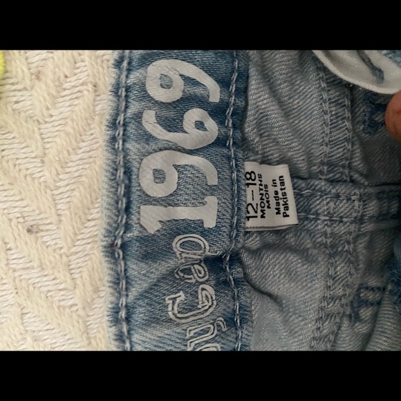 4 for $15 Kids culotte and shorts - Picture 6 of 7